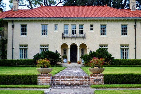 Real estate investment trusts: a beginner's guide